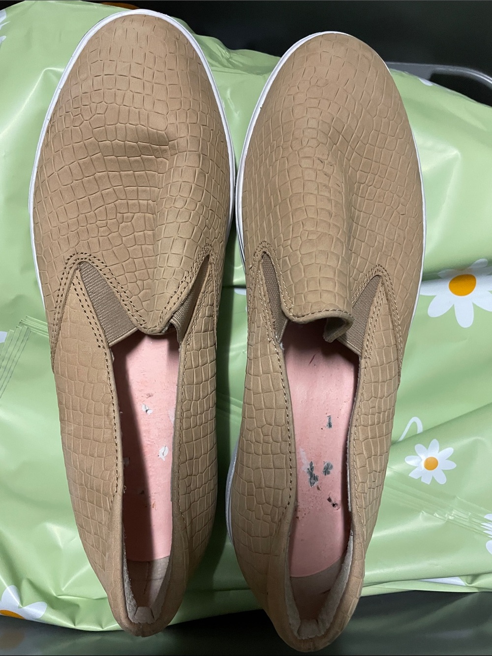 Munro Women's Slip-On Croc-Embossed Sneakers in Tan